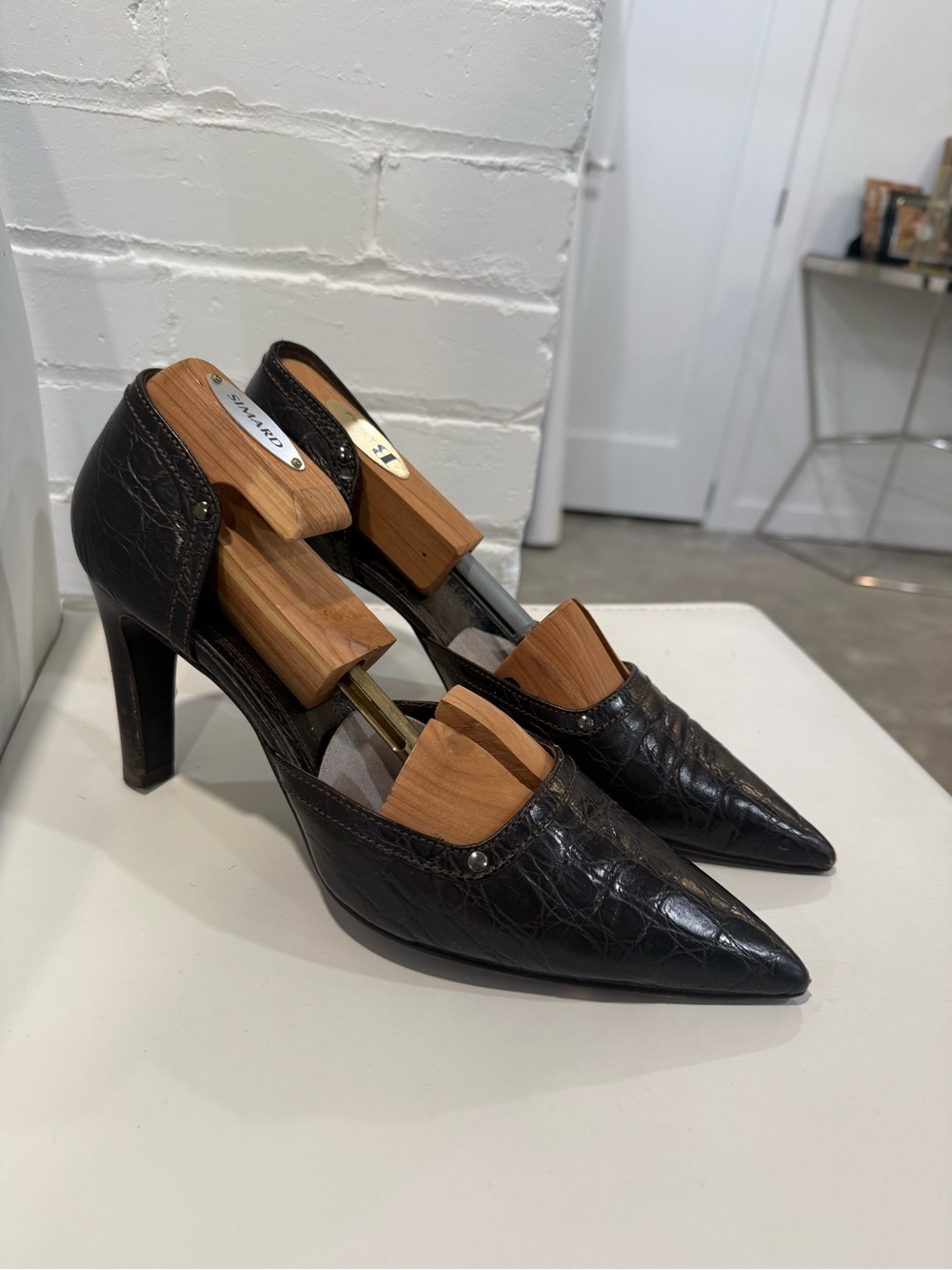 Hugo Boss Black Croc-Embossed Pointed-Toe Pumps